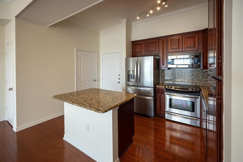 3225 Turtle Creek Boulevard # 1422, Dallas TX 75219 - Photo 9