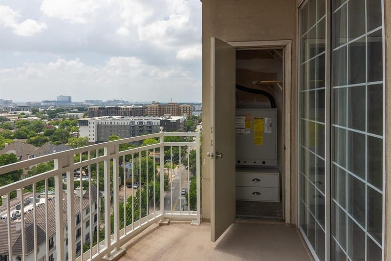 3225 Turtle Creek Boulevard # 1422, Dallas TX 75219 - Photo 21