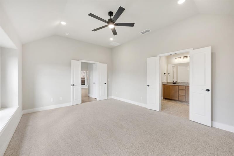 1048 Snowy Owl Drive, Alvarado TX 76009 - Photo 23