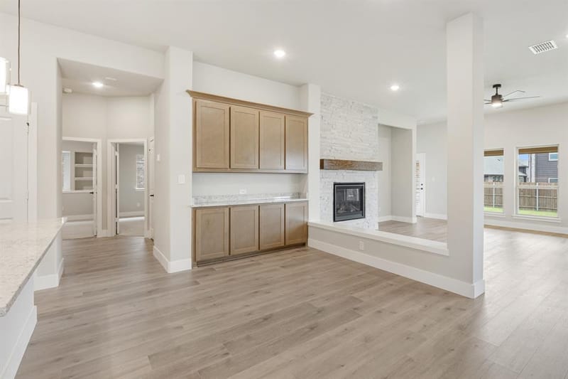 1048 Snowy Owl Drive, Alvarado TX 76009 - Photo 16