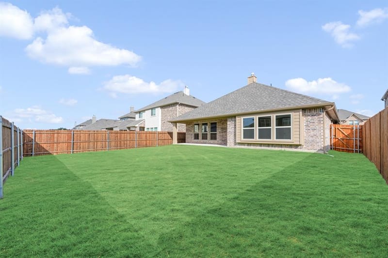 1048 Snowy Owl Drive, Alvarado TX 76009 - Photo 28