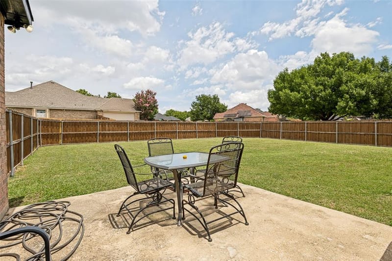 803 Mill Creek Road, Lancaster TX 75146 - Photo 23