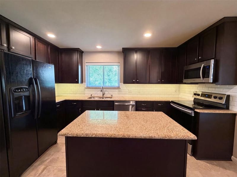 1533 Parkside Trail, Lewisville TX 75077 - Photo 2