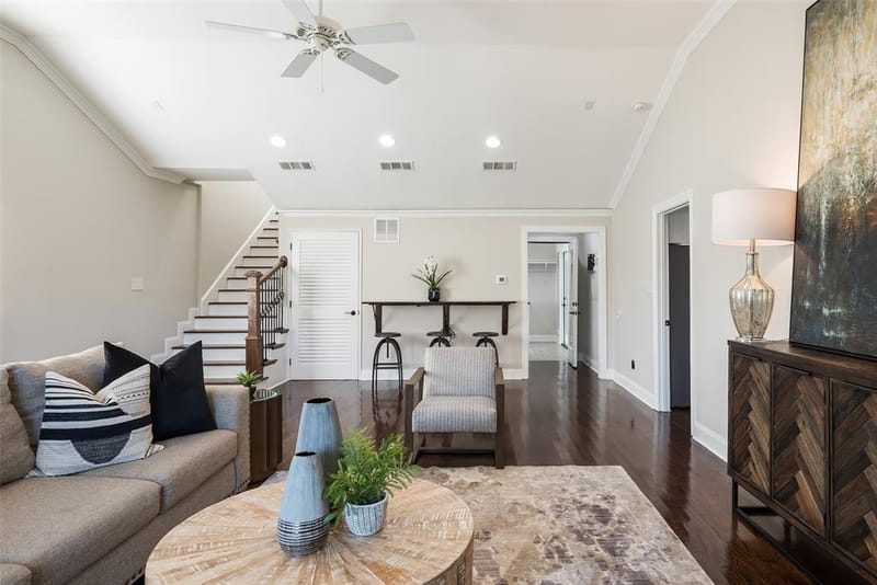 3867 Beutel Court, Dallas TX 75229 - Photo 12