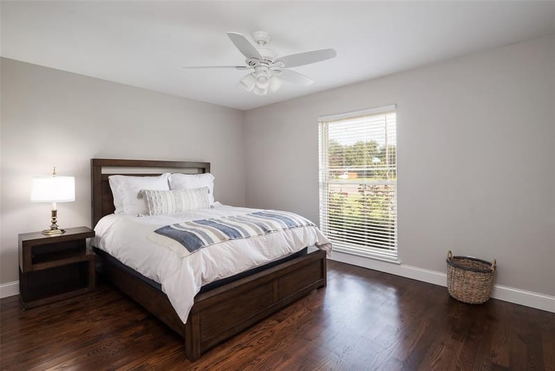 3867 Beutel Court, Dallas TX 75229 - Photo 19