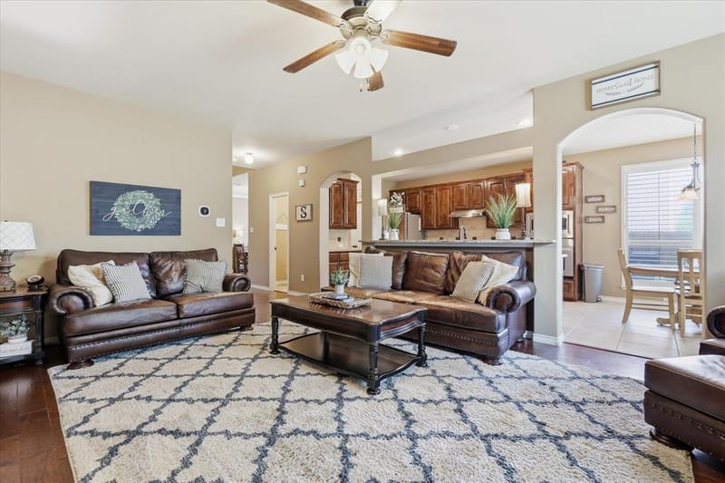 10512 Flat Creek Trail, McKinney TX 75072 - Photo 3