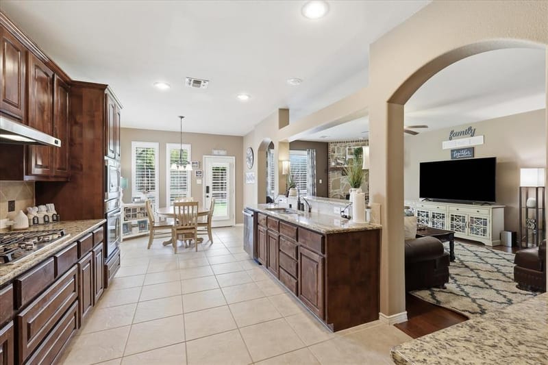 10512 Flat Creek Trail, McKinney TX 75072 - Photo 14