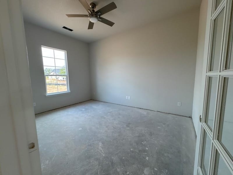804 Zachary Michael Court, Springtown TX 76082 - Photo 5