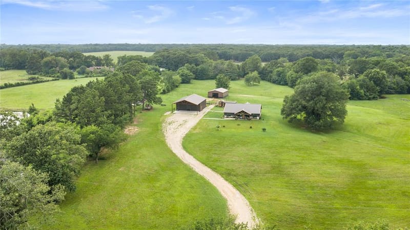13217 Farm Road 195, Paris TX 75462 - Photo 27