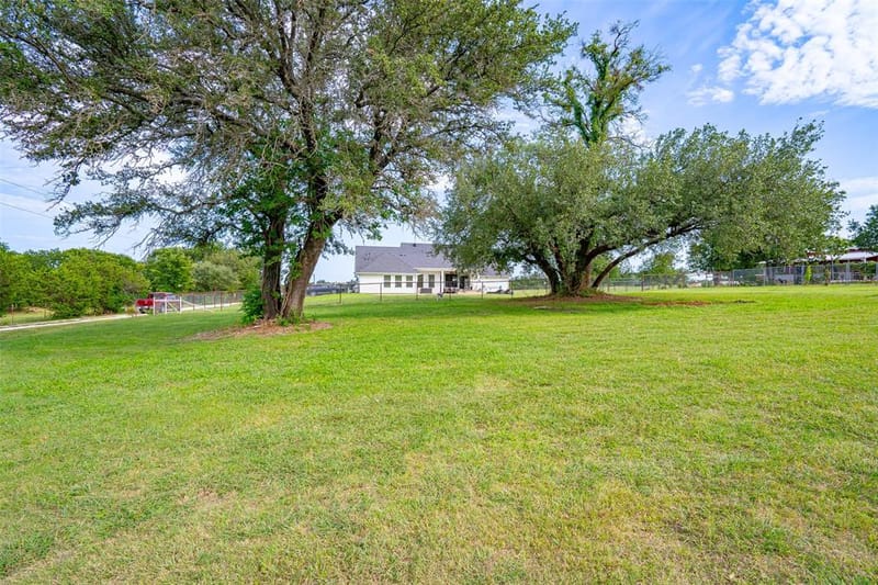 1920 Meander Road, Granbury TX 76049 - Photo 36