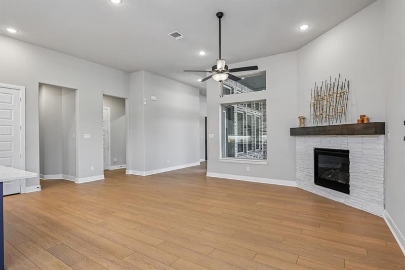 4817 Forest Crest Parkway, Arlington TX 76005 - Photo 2