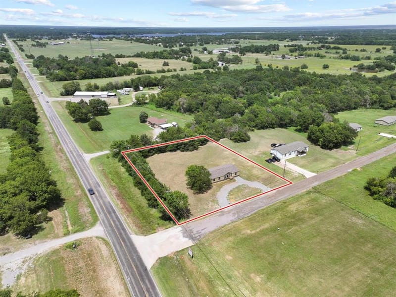 225 Hemby Way, Bonham TX 75418 - Photo 3