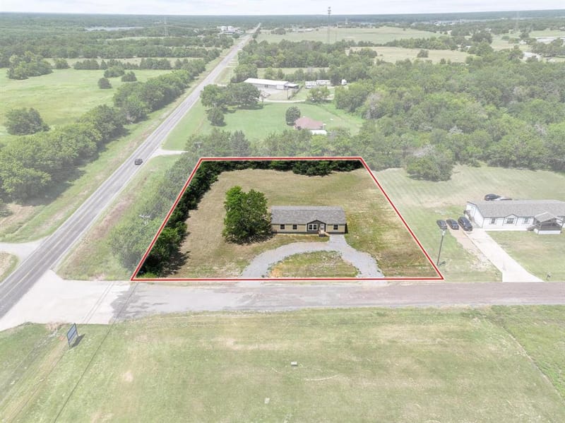 225 Hemby Way, Bonham TX 75418 - Photo 34
