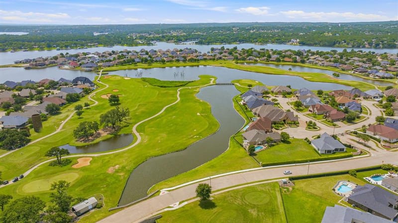 2414 Vineyard Drive, Granbury TX 76048 - Photo 36
