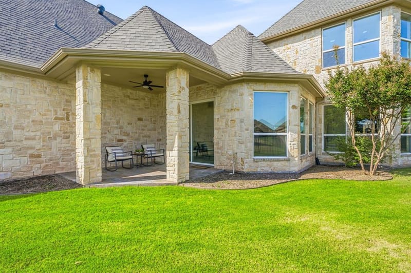 2414 Vineyard Drive, Granbury TX 76048 - Photo 25
