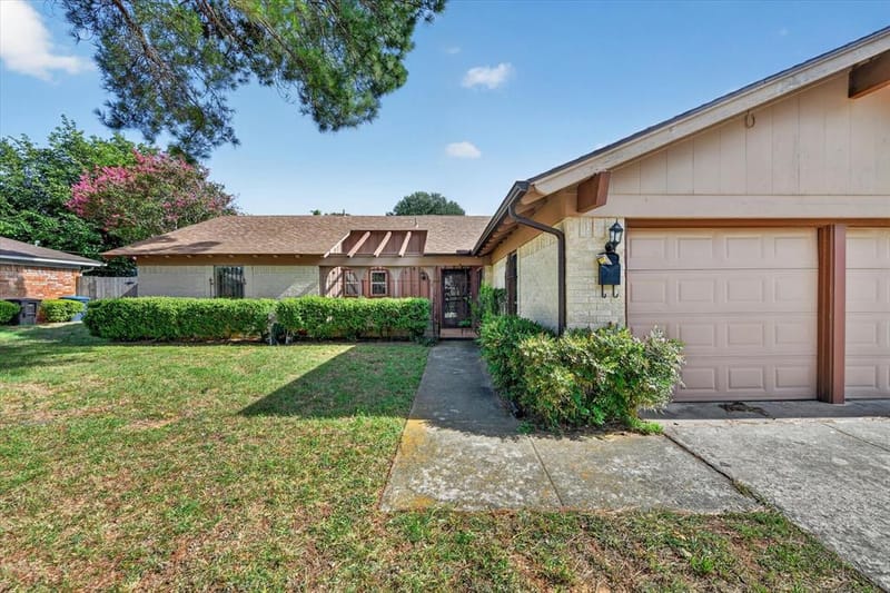 7312 Vanessa Drive, Fort Worth TX 76112 - Photo 7