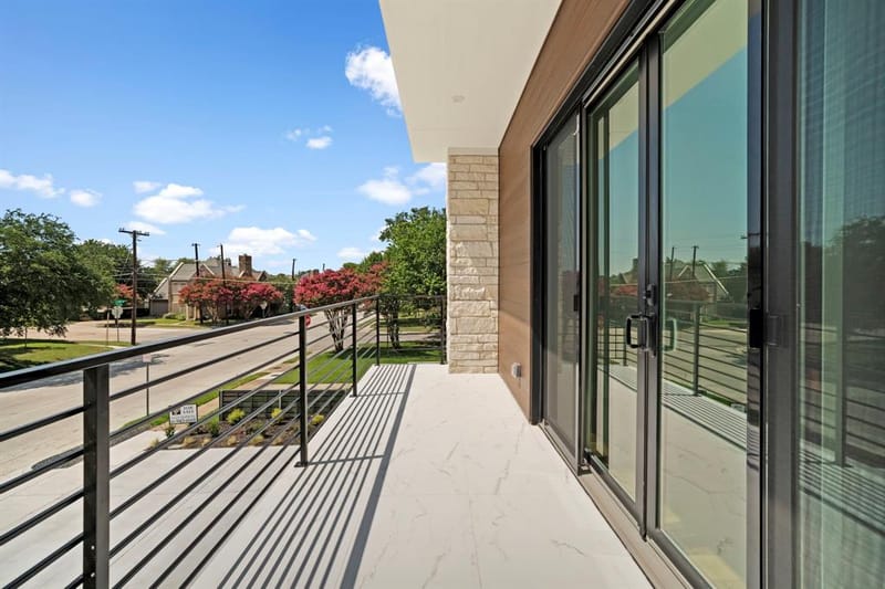 732 Cedar Hill Avenue, Dallas TX 75208 - Photo 26