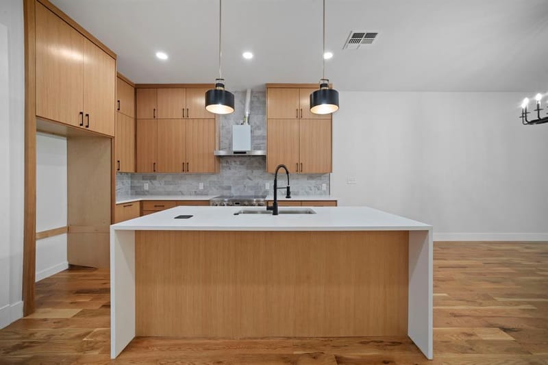 732 Cedar Hill Avenue, Dallas TX 75208 - Photo 8
