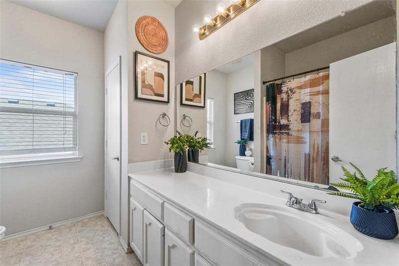 7420 Alverstone Drive, Fort Worth TX 76120 - Photo 10