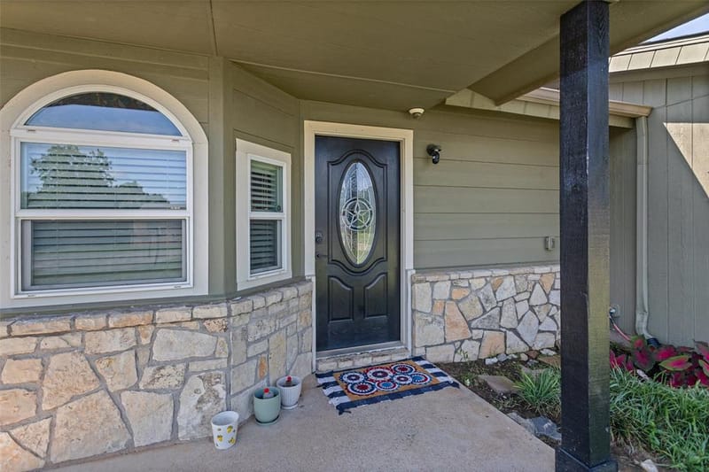 4403 Daugherty Court, Granbury TX 76049 - Photo 4
