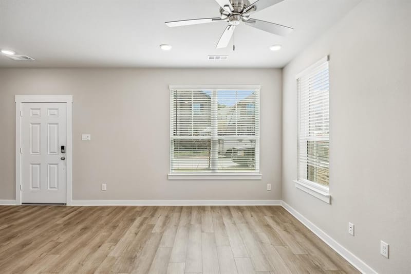 258 Territory Trail # 19, Fort Worth TX 76120 - Photo 7