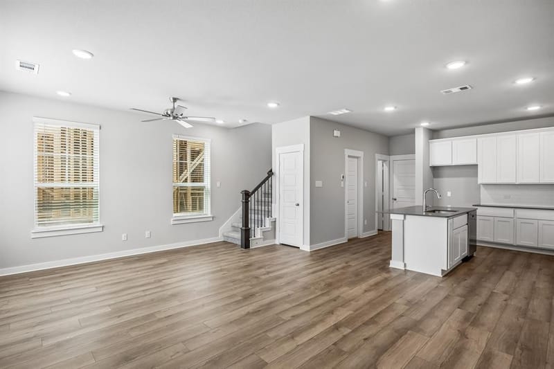 258 Territory Trail # 19, Fort Worth TX 76120 - Photo 4