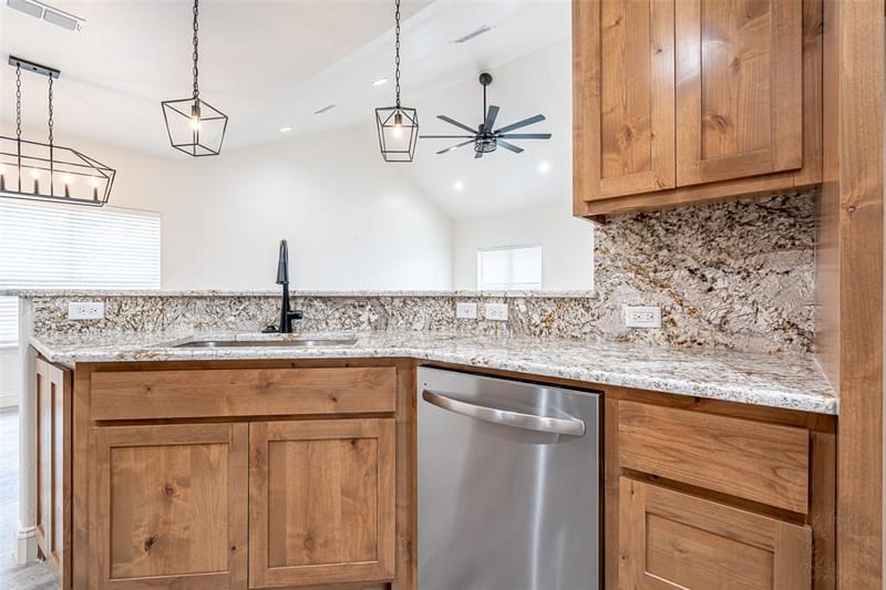710 N Post Oak Street, Dublin TX 76446 - Photo 13