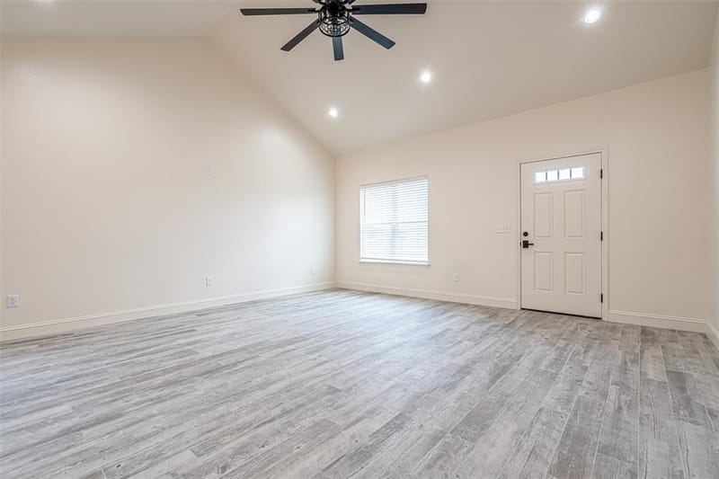 710 N Post Oak Street, Dublin TX 76446 - Photo 9