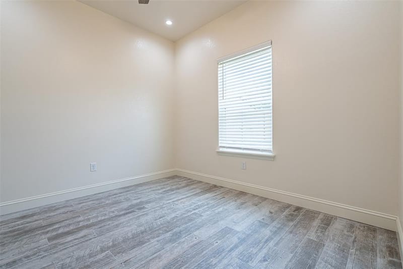 710 N Post Oak Street, Dublin TX 76446 - Photo 24