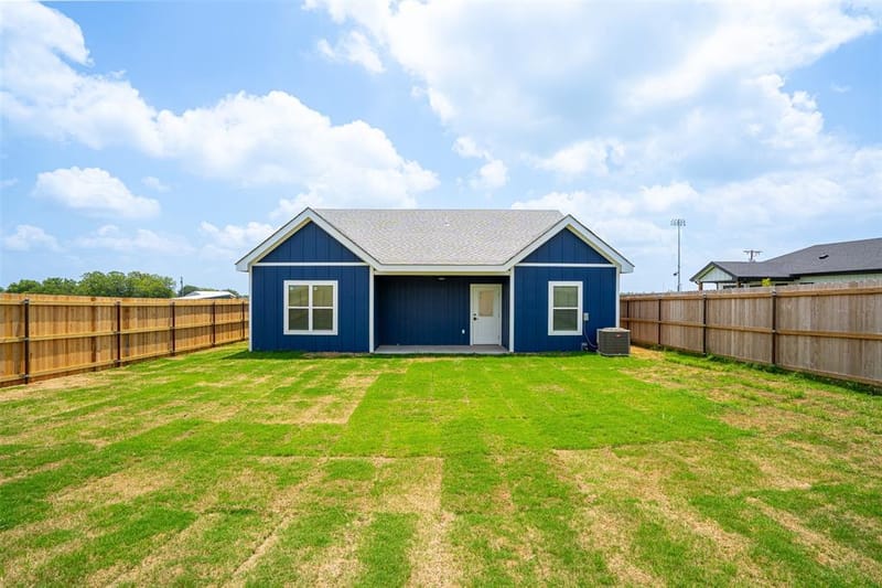 710 N Post Oak Street, Dublin TX 76446 - Photo 37
