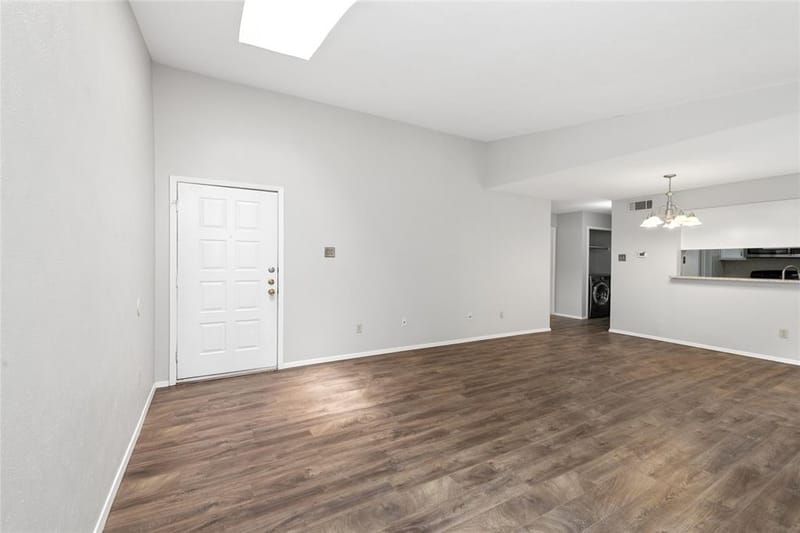 6900 Skillman Street # 305, Dallas TX 75231 - Photo 7