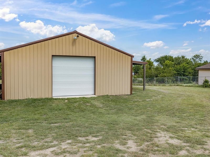 704 Land Of Goshen Drive, Springtown TX 76082 - Photo 32