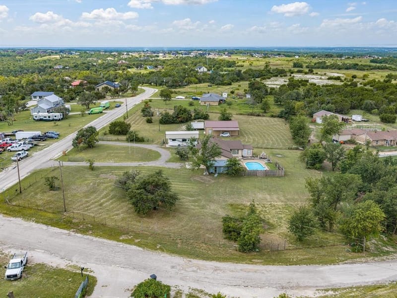 704 Land Of Goshen Drive, Springtown TX 76082 - Photo 34