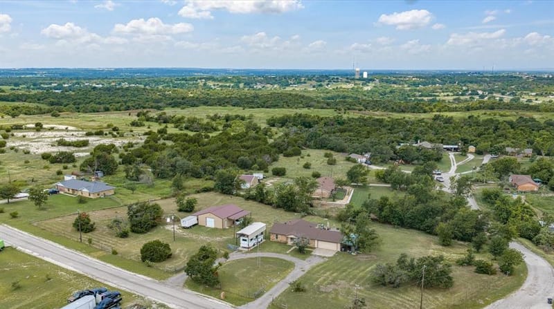 704 Land Of Goshen Drive, Springtown TX 76082 - Photo 38