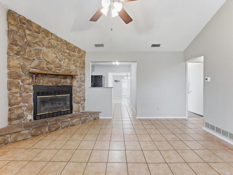 704 Land Of Goshen Drive, Springtown TX 76082 - Photo 15