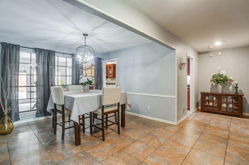 1800 Briarcrest Lane, Arlington TX 76012 - Photo 3