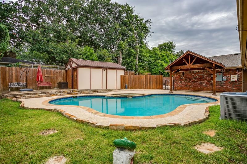 1800 Briarcrest Lane, Arlington TX 76012 - Photo 36