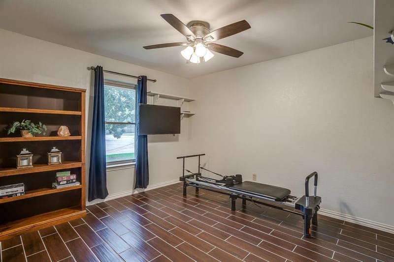 1800 Briarcrest Lane, Arlington TX 76012 - Photo 24