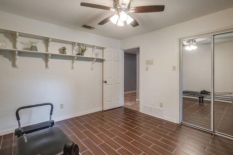 1800 Briarcrest Lane, Arlington TX 76012 - Photo 25