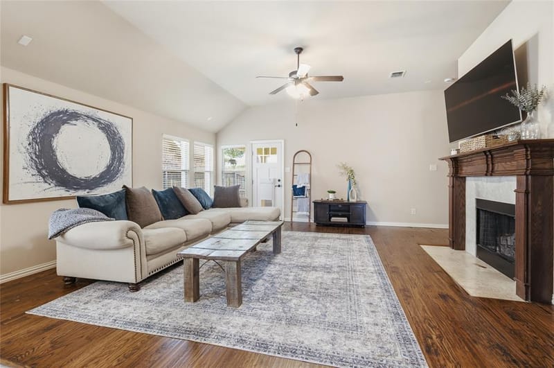 15316 Mallard Creek Street, Fort Worth TX 76262 - Photo 13