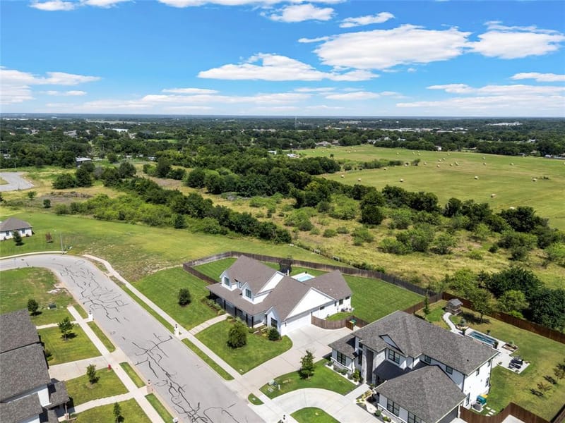 604 Lindsay Lane, Robinson TX 76706 - Photo 38