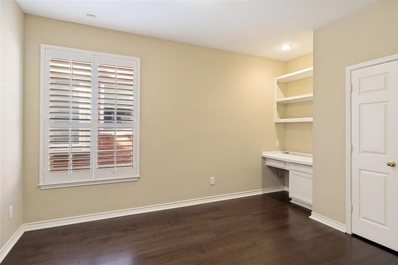 7529 Vineyard Trail, Garland TX 75044 - Photo 10
