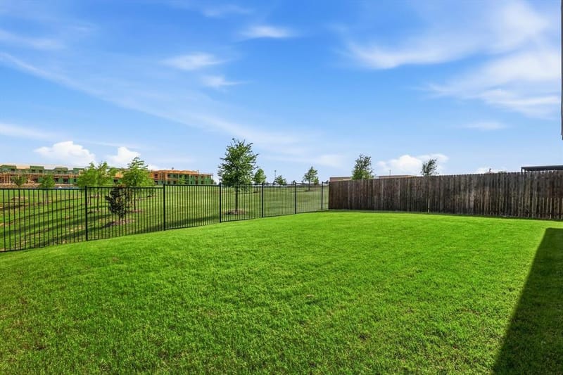 3109 Paruament Drive, Denton TX 76207 - Photo 35