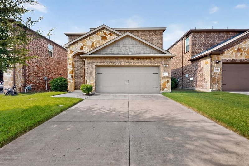 1809 New Holland Way, McKinney TX 75071 - Photo 2
