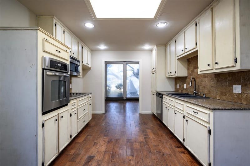 1035 Wilshire Drive, Trophy Club TX 76262 - Photo 7