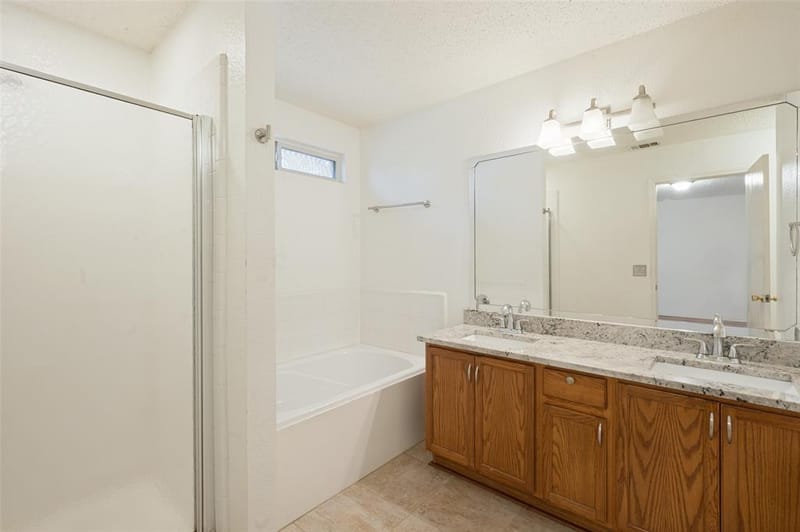 1717 Berkeley Drive, Glenn Heights TX 75154 - Photo 13