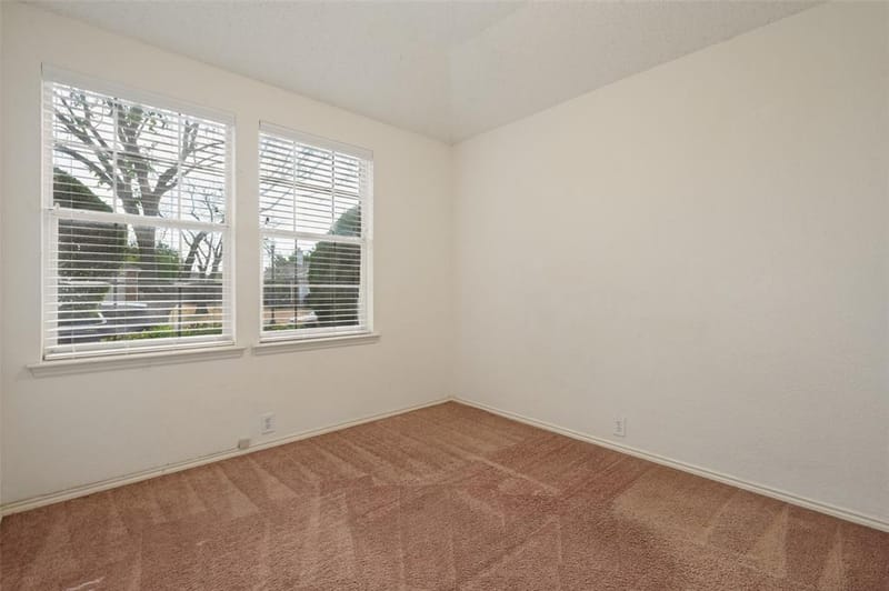 1717 Berkeley Drive, Glenn Heights TX 75154 - Photo 10