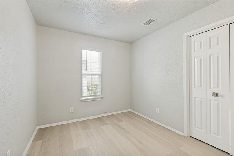 676 Harbor Drive, Azle TX 76020 - Photo 17
