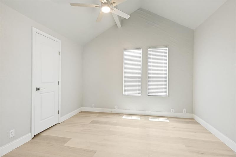 676 Harbor Drive, Azle TX 76020 - Photo 11