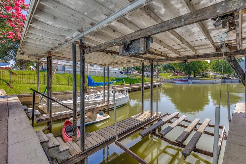 676 Harbor Drive, Azle TX 76020 - Photo 29